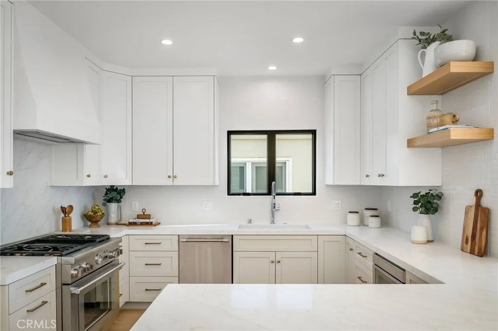 Additional image 89 of 89 Bayview Dr, Manhattan Beach, CA 90266