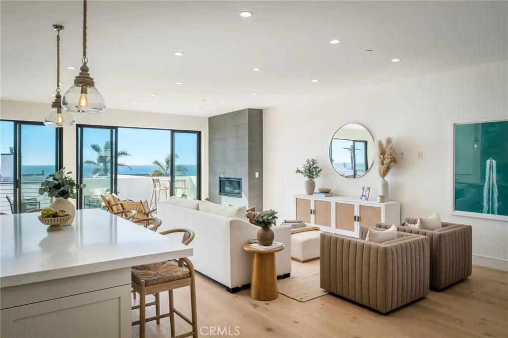 Additional image 80 of 89 Bayview Dr, Manhattan Beach, CA 90266