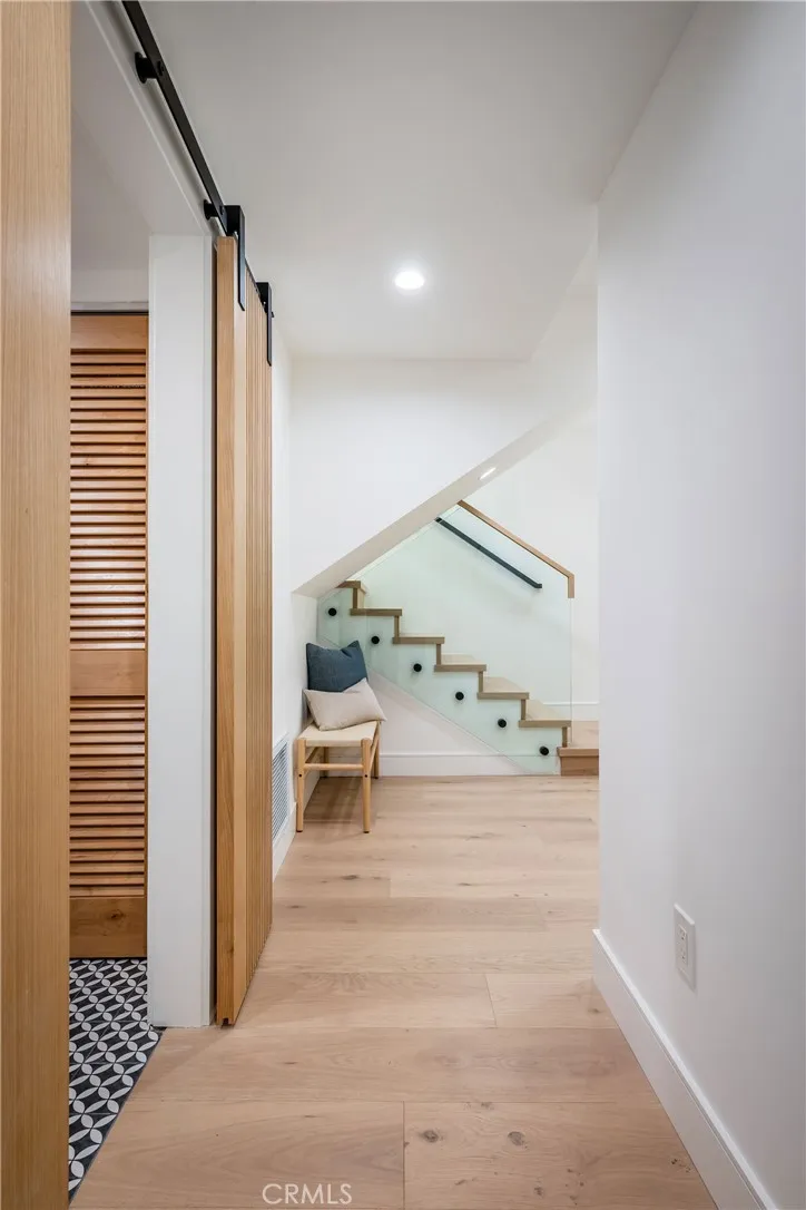 Additional image 108 of 89 Bayview Dr, Manhattan Beach, CA 90266