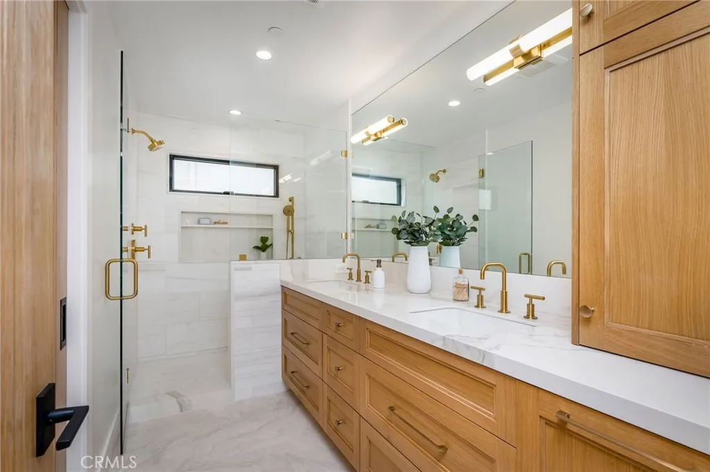 Additional image 30 of 89 Bayview Dr, Manhattan Beach, CA 90266