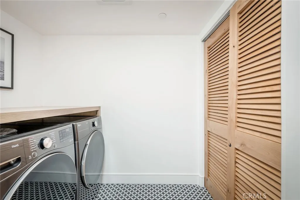 Additional image 38 of 89 Bayview Dr, Manhattan Beach, CA 90266