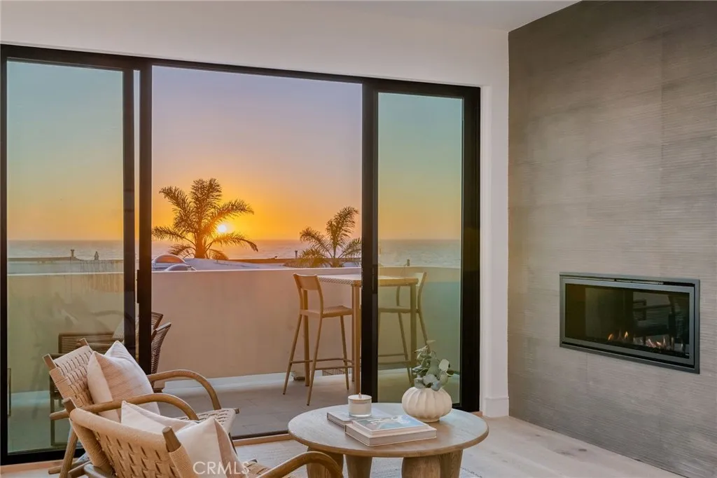 Additional image 114 of 89 Bayview Dr, Manhattan Beach, CA 90266