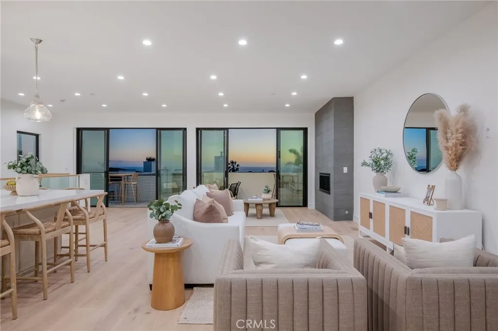 Additional image 122 of 89 Bayview Dr, Manhattan Beach, CA 90266