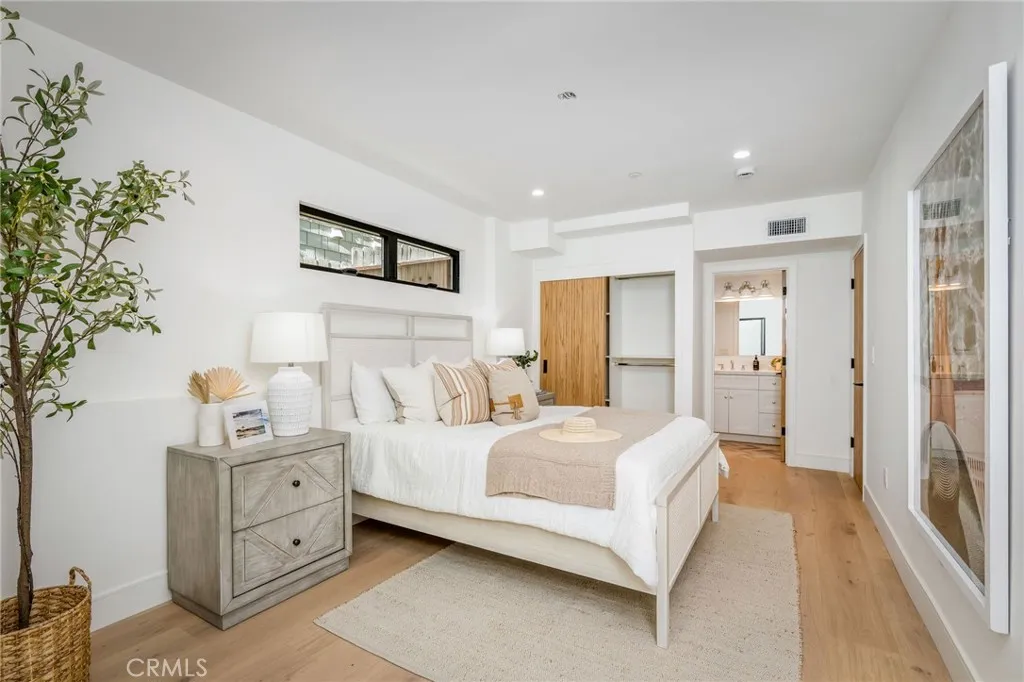 Additional image 105 of 89 Bayview Dr, Manhattan Beach, CA 90266