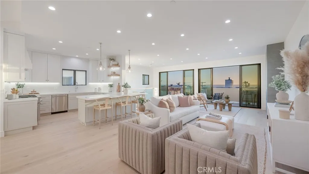 Additional image 112 of 89 Bayview Dr, Manhattan Beach, CA 90266