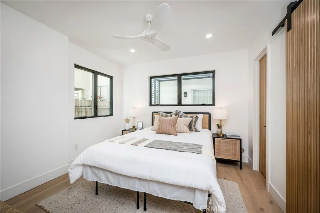Additional image 101 of 89 Bayview Dr, Manhattan Beach, CA 90266