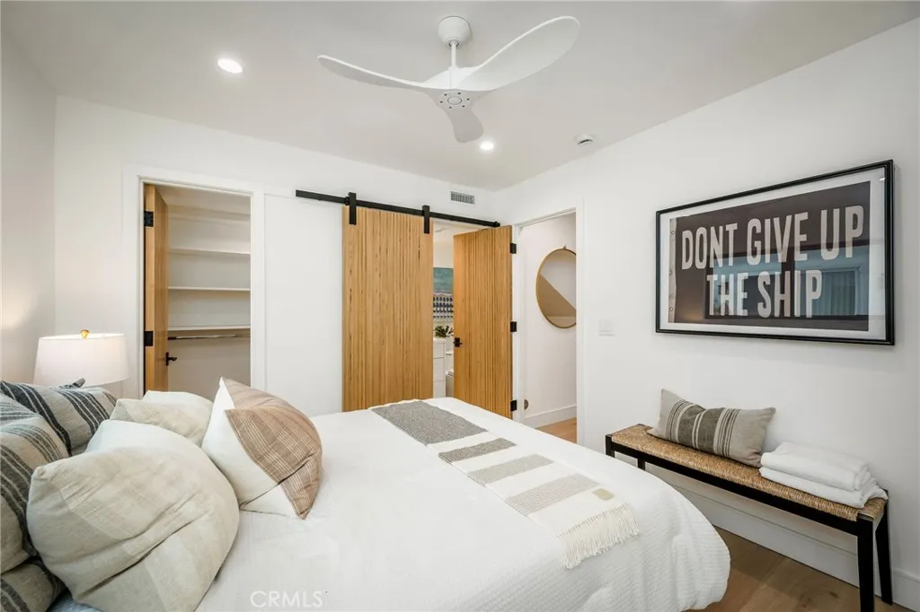 Additional image 40 of 89 Bayview Dr, Manhattan Beach, CA 90266