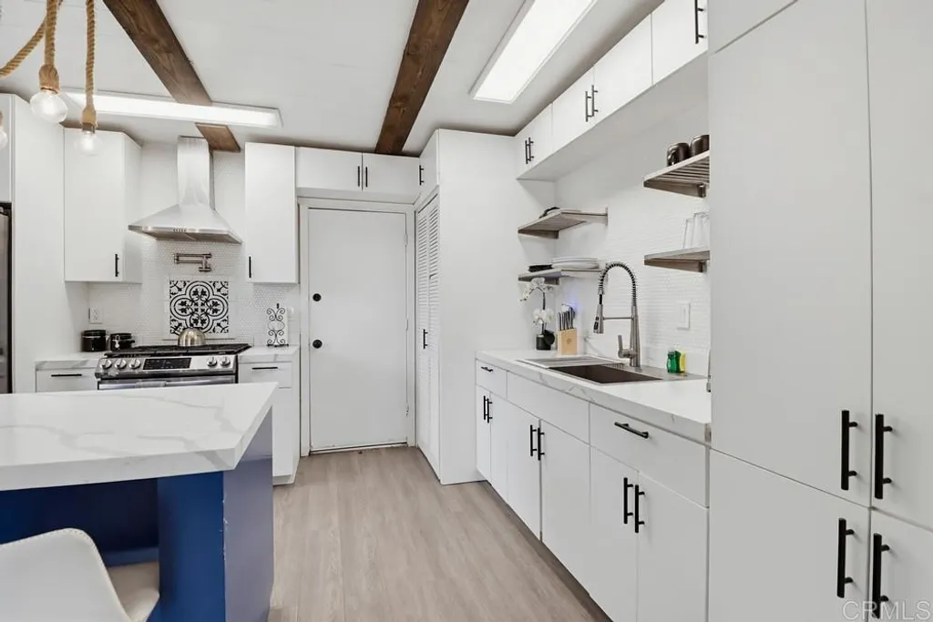 Additional image 7 of 3826 Beyer Boulevard, San Diego, CA 92173