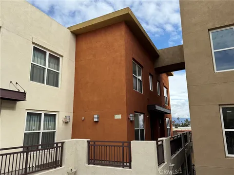 88 E Bay State Unit 3B, Alhambra, CA MLS: AR25038434