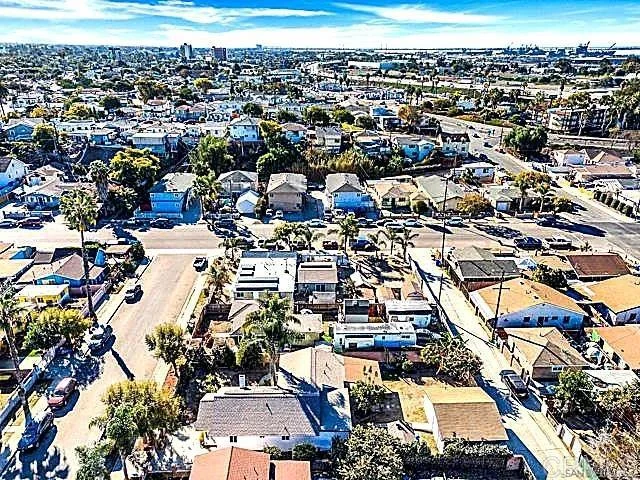 2040 Earl Street, San Diego, CA 92113