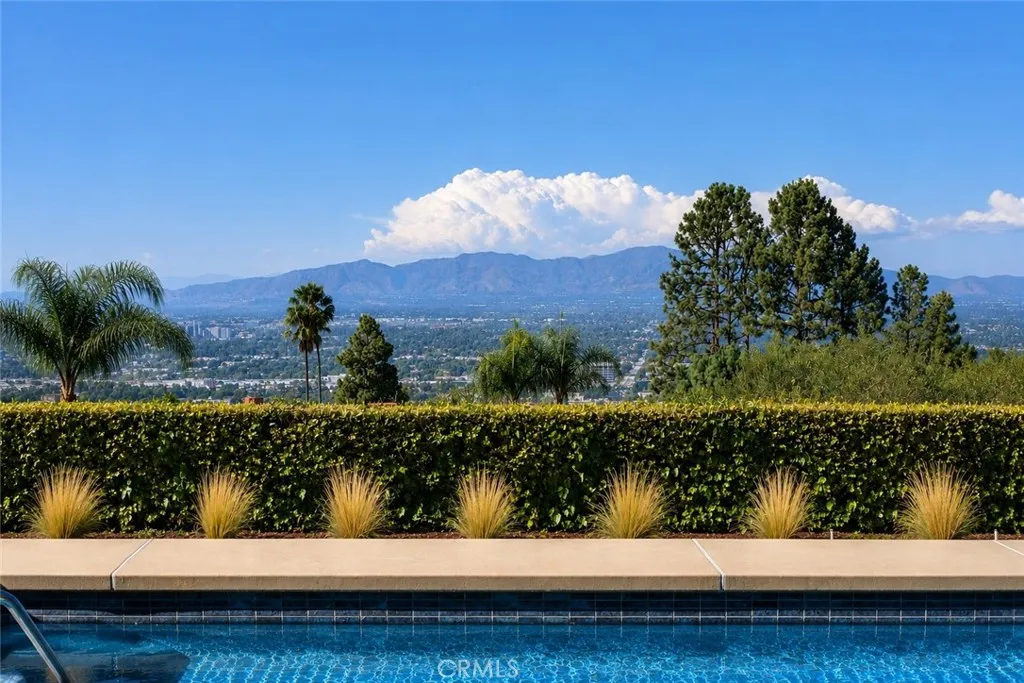 Additional image 3 of 3511 Stonehill Place, Sherman Oaks, CA 91423