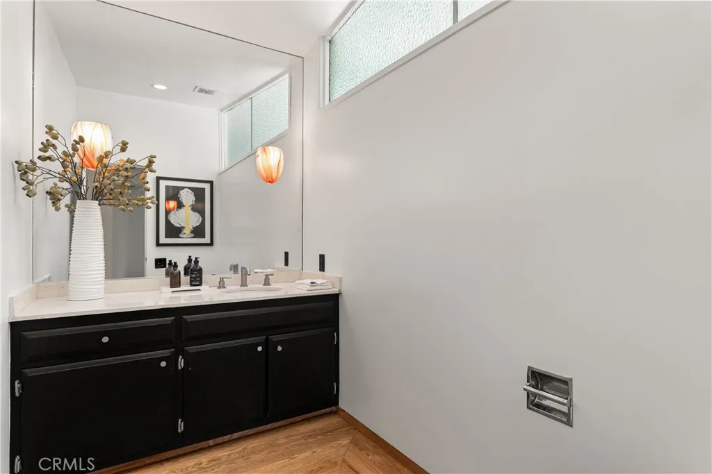 Additional image 73 of 3511 Stonehill Place, Sherman Oaks, CA 91423