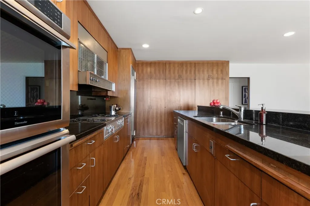 Additional image 16 of 3511 Stonehill Place, Sherman Oaks, CA 91423