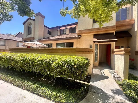 7 Wilderness Place, Pomona, CA MLS: AR25075319