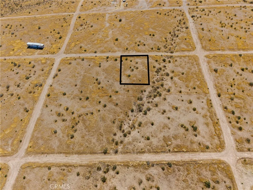 3 Comstock Avenue, Mojave, CA 93501