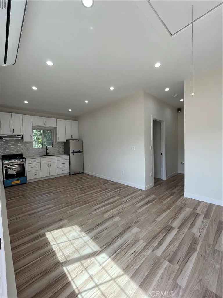 Additional image 8 of 12416 Bradford, Granada Hills, CA 91344