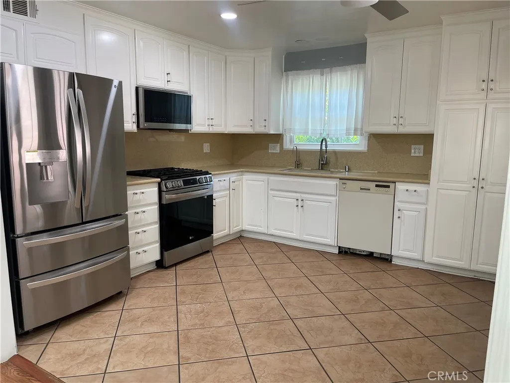 Additional image 26 of 737 N Garsden Ave, Covina, CA 91724