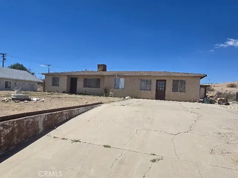 1368 Carmen Drive, Barstow, CA MLS: HD25105545