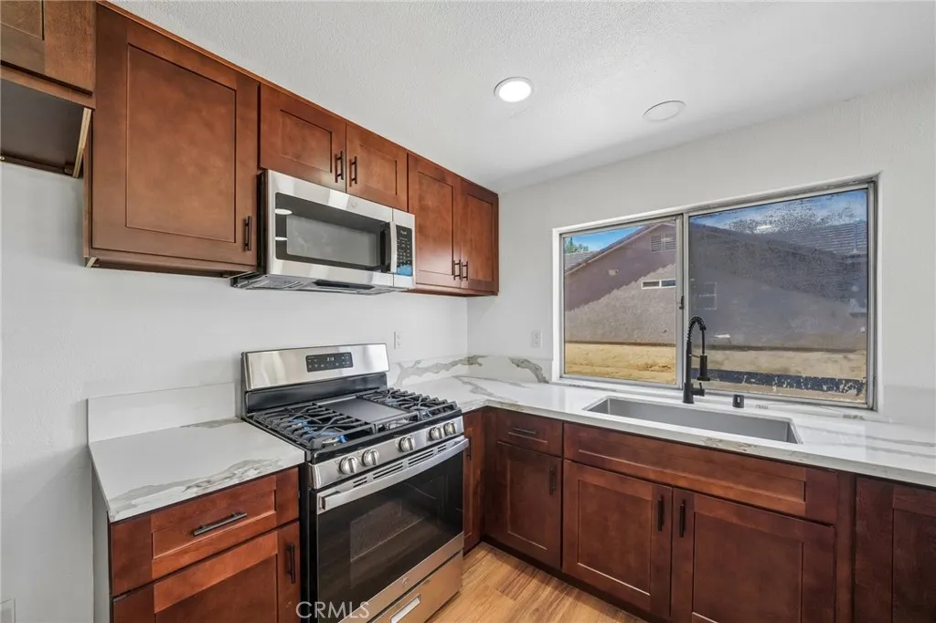 Additional image 83 of 14660 Manzano Road, Victorville, CA 92392