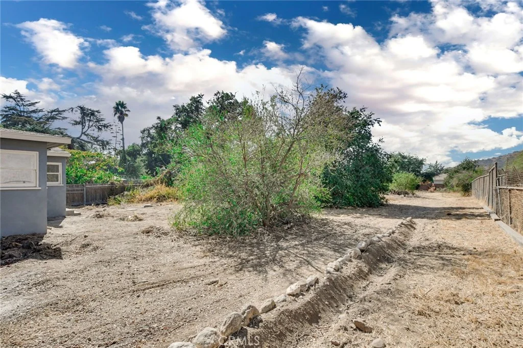 3527 N Mills Ave, Claremont, CA 91711