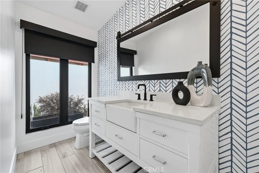 Additional image 31 of 3000 Country Club Drive, Costa Mesa, CA 92626