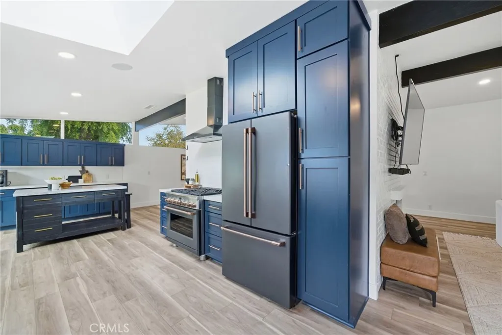 Additional image 17 of 3000 Country Club Drive, Costa Mesa, CA 92626