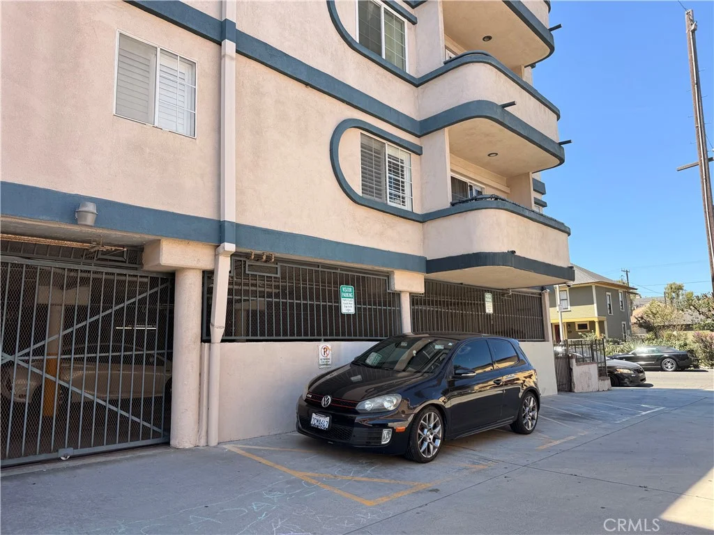 535 W 4th St Unit 201, Long Beach, CA 90802