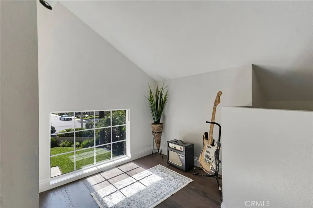 Additional image 79 of 5009 Blackpool Avenue, Oak Park, CA 91377