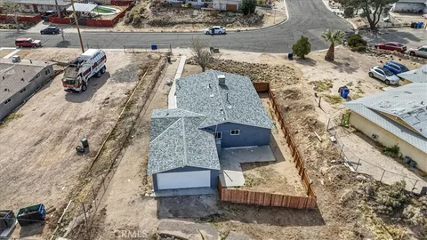 2585 Saint Lawrence Street, Barstow, CA MLS: SR25059003