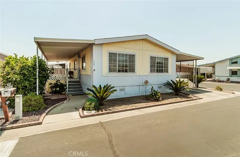 Property image for 1551 6Th Avenue Drive Unit 155, Kingsburg, CA 93631