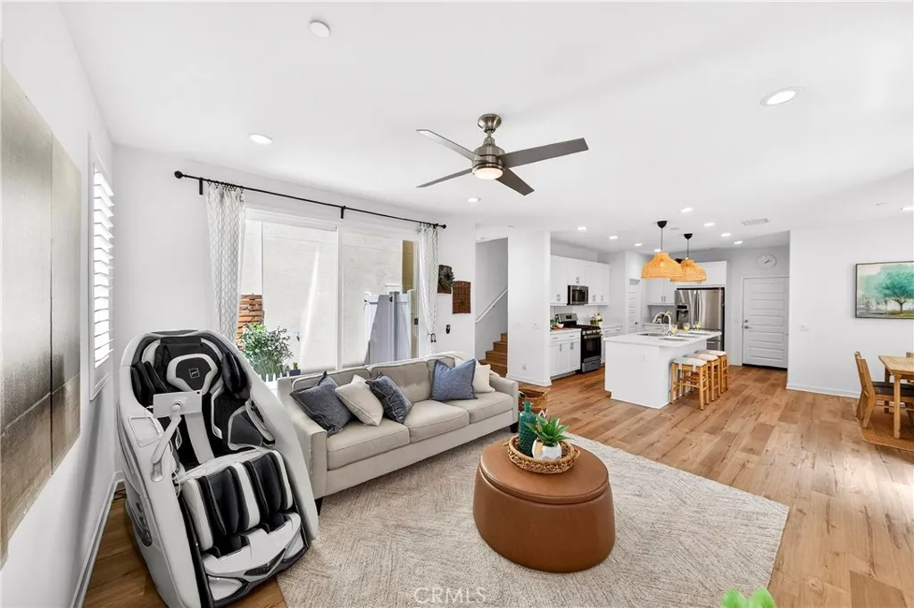 Additional image 60 of 586 S Motif Street, Anaheim, CA 92805