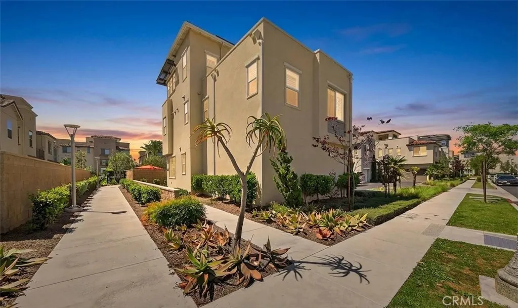 Additional image 4 of 586 S Motif Street, Anaheim, CA 92805