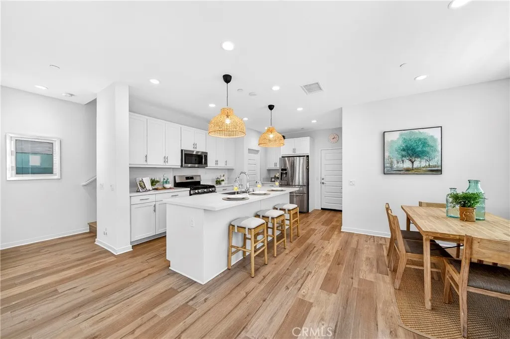 Additional image 11 of 586 S Motif Street, Anaheim, CA 92805