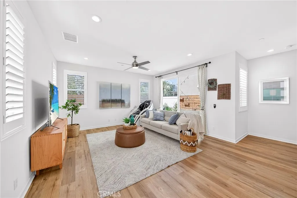 Additional image 58 of 586 S Motif Street, Anaheim, CA 92805