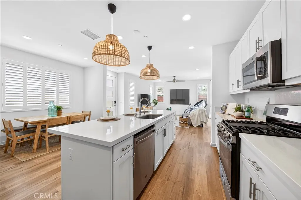 Additional image 14 of 586 S Motif Street, Anaheim, CA 92805