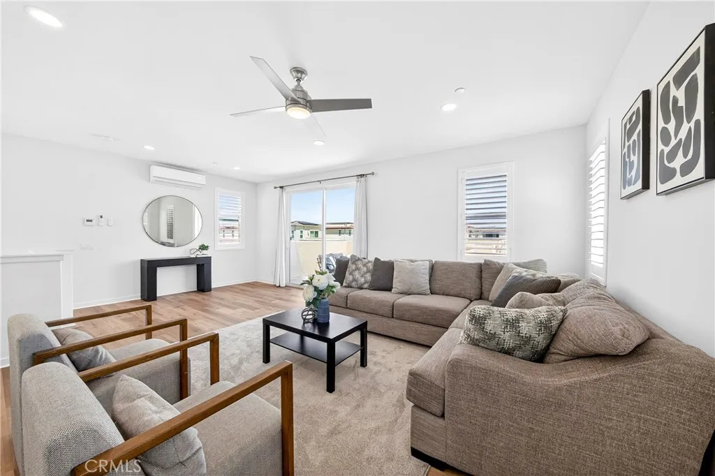 Additional image 38 of 586 S Motif Street, Anaheim, CA 92805