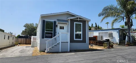 35080 Chandler Avenue Unit 67, Calimesa, CA MLS: IG25088075