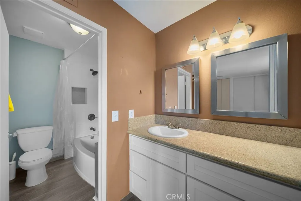 Additional image 21 of 20717 Lemarsh St Unit C, Chatsworth, CA 91311