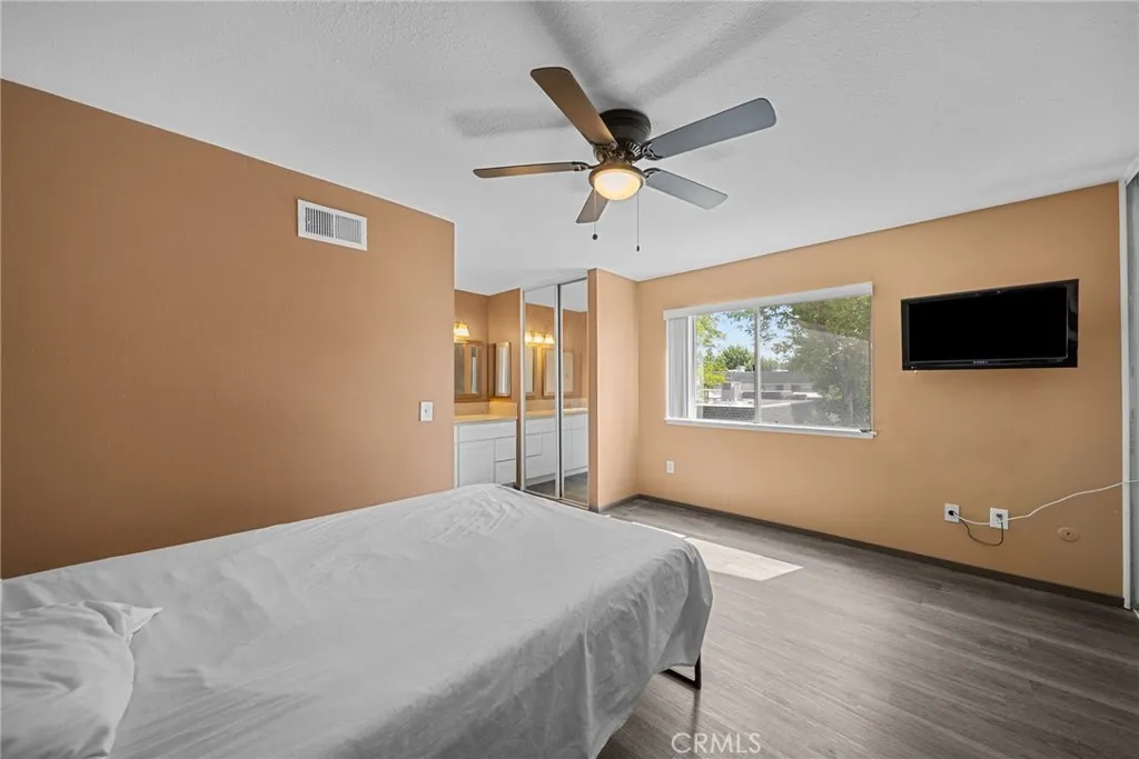 Additional image 46 of 20717 Lemarsh St Unit C, Chatsworth, CA 91311