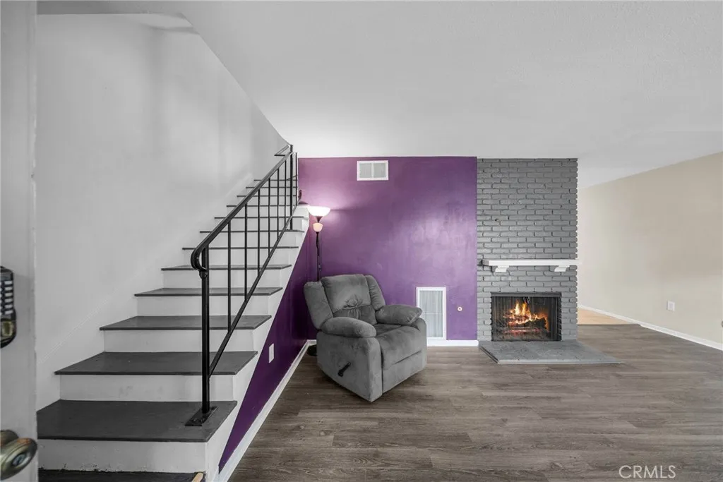 Additional image 2 of 20717 Lemarsh St Unit C, Chatsworth, CA 91311