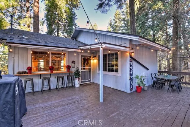 28344 Larchmont Lane, Lake Arrowhead, CA 92352