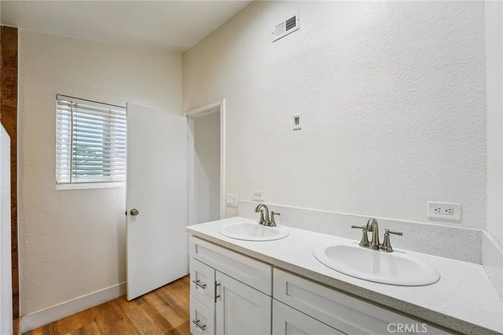 Additional image 17 of 2372 Leta Ln, San Bernardino, CA 92407