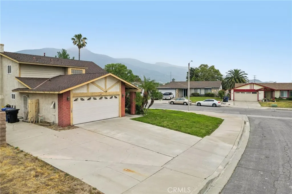 Additional image 77 of 2372 Leta Ln, San Bernardino, CA 92407