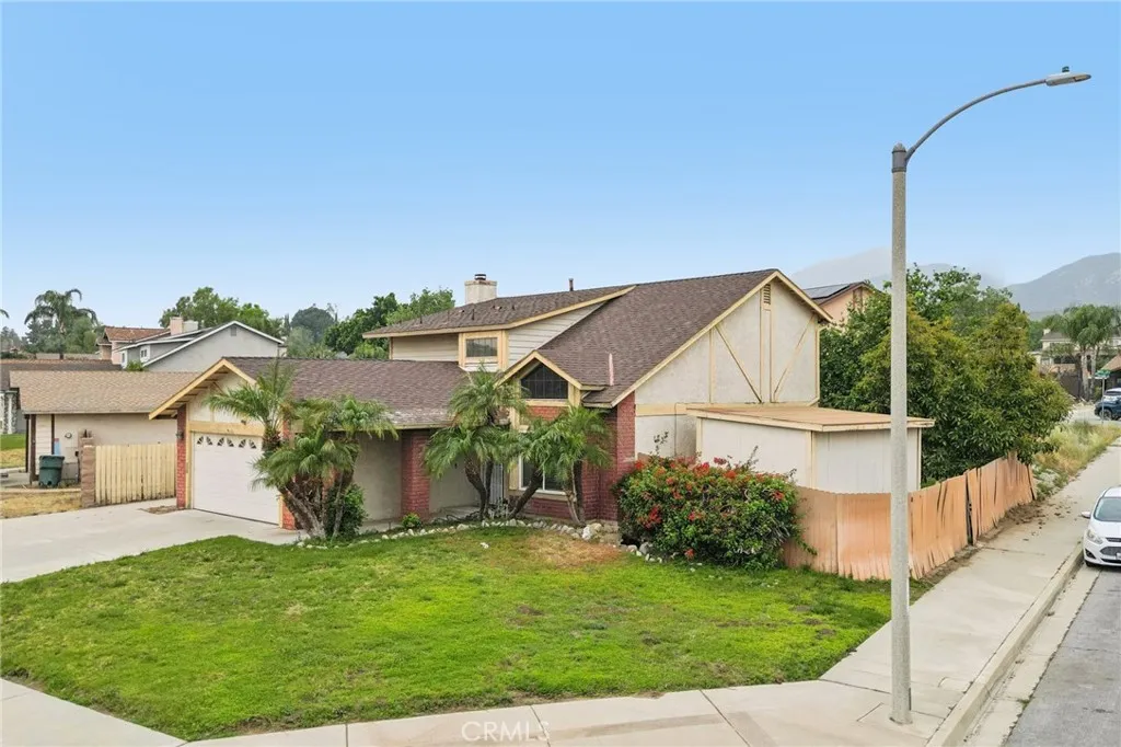 Additional image 78 of 2372 Leta Ln, San Bernardino, CA 92407