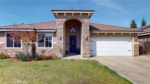 1434 Taylor Lane, Madera, CA MLS: MD25062537