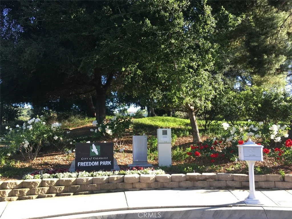Additional image 105 of 22253 Drums Court, Calabasas, CA 91302