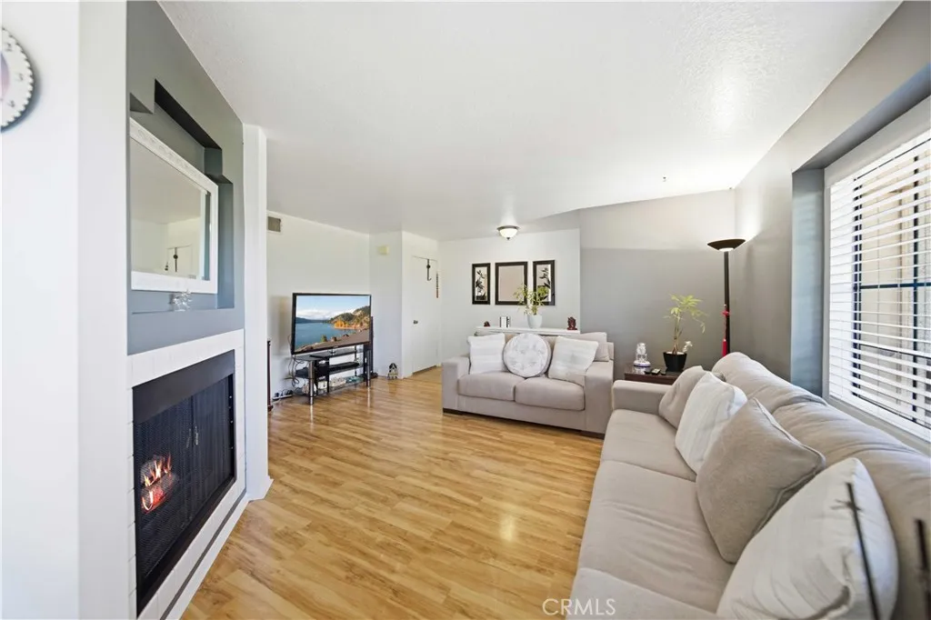 Additional image 5 of 18111 Erik Court Unit 441, Canyon Country, CA 91387