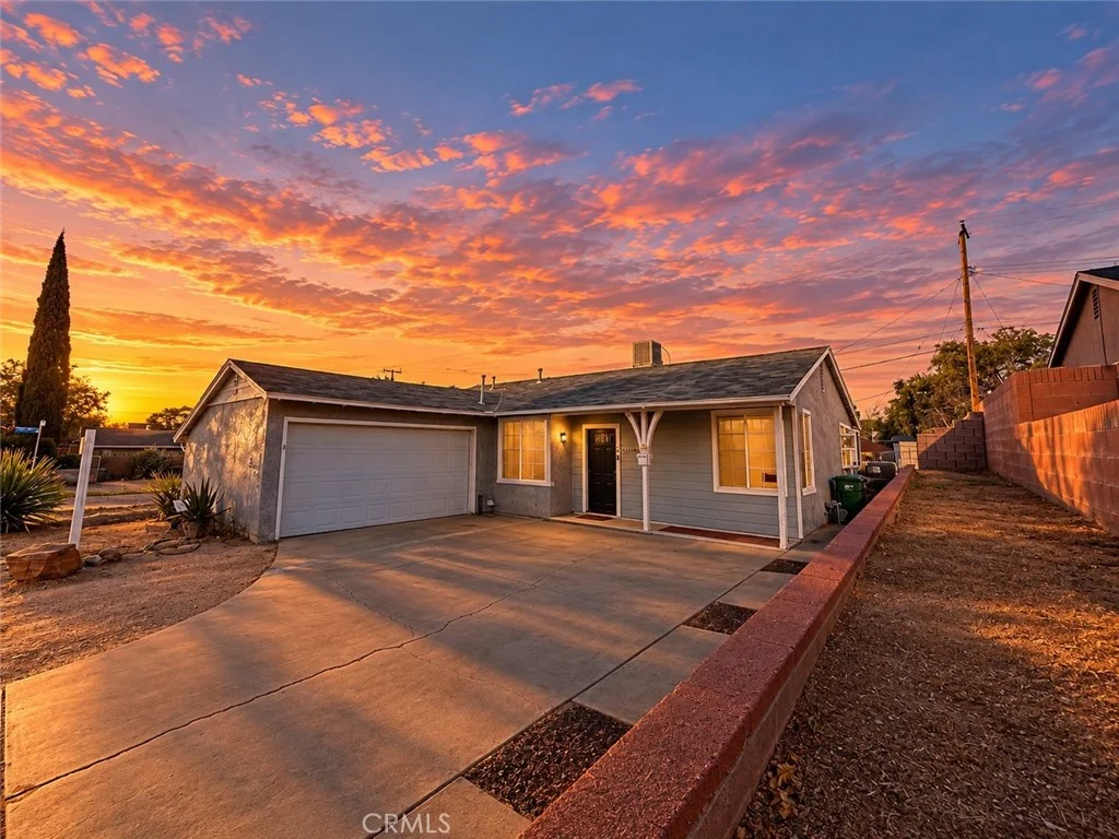 37442 4th st. E, Palmdale, CA 93550 photo 3