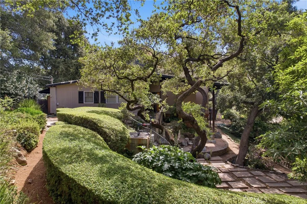 Additional image 2 of 828 Oakglade Dr, Monrovia, CA 91016