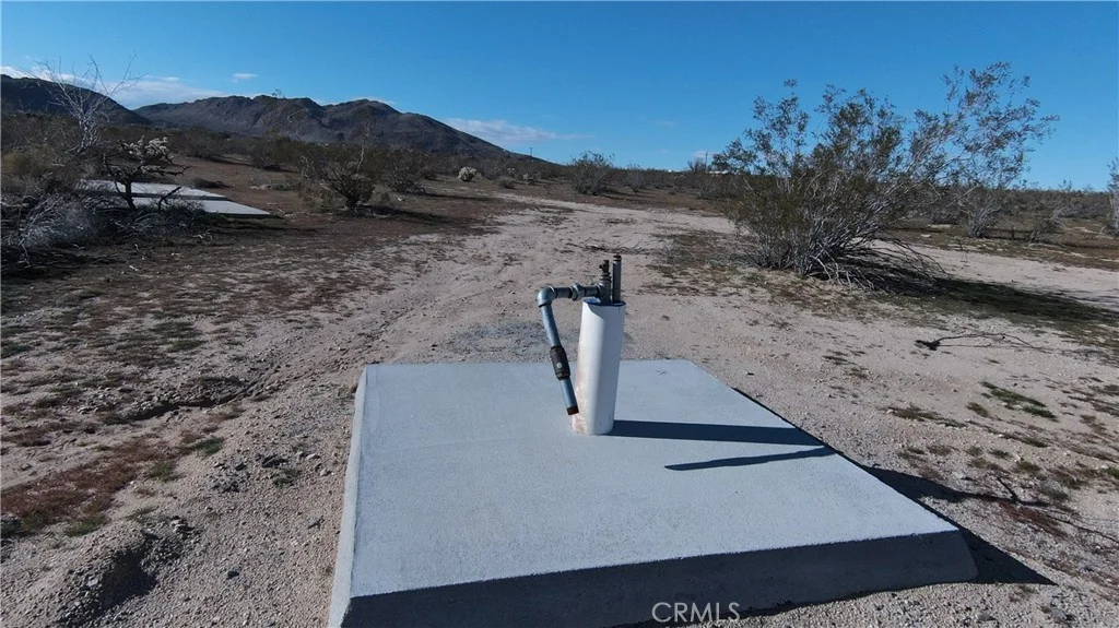 5024 Border Ave, Joshua Tree, CA 92252 photo 2